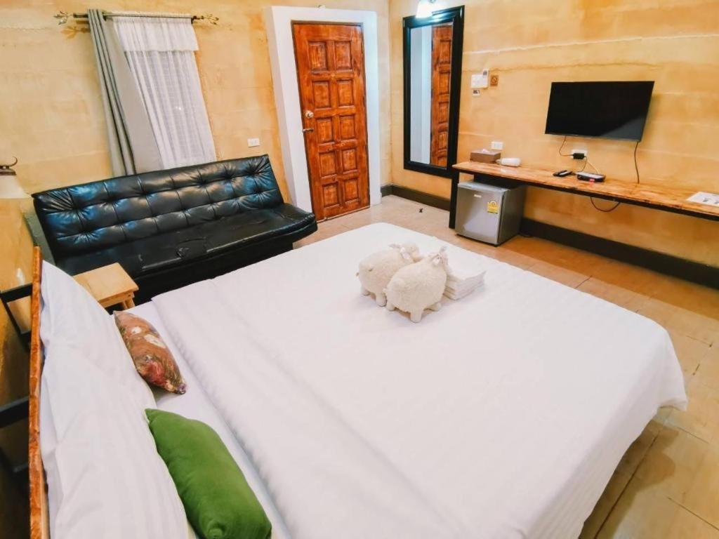 Villa Tuscany Country Resort Suan Phueng Luaran gambar